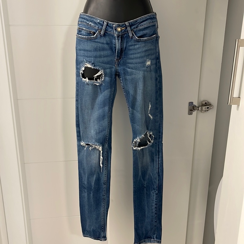 Womens Medium Blue distressed Jeans, Size 24